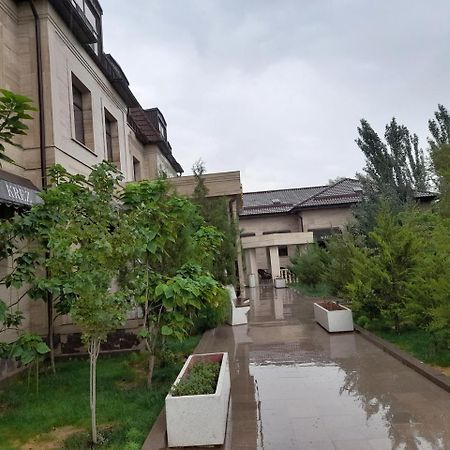 קיזילורדה Hotel Krez מראה חיצוני תמונה