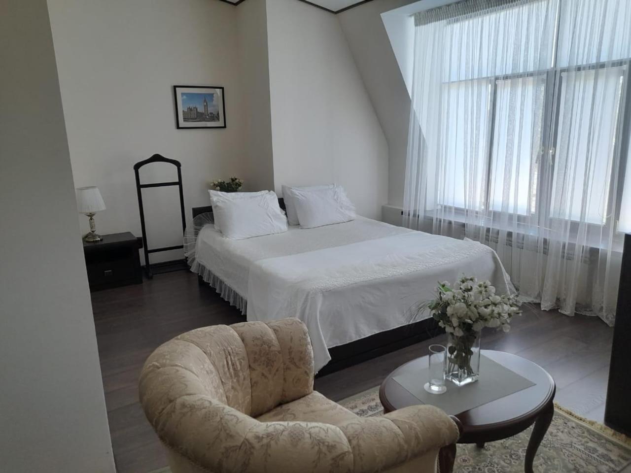 קיזילורדה Hotel Krez מראה חיצוני תמונה